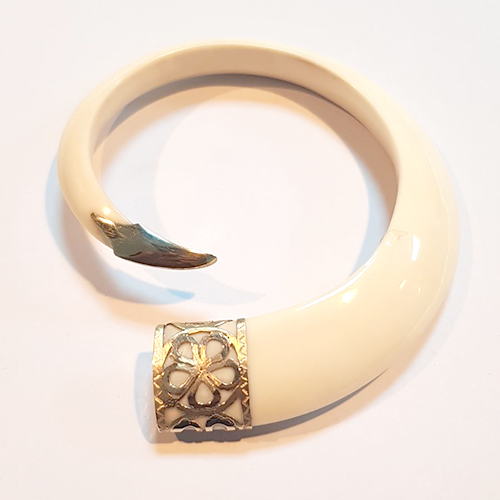 TUSK BRACELET HIBBISCUS 9K GOLD (375) TB9K160119