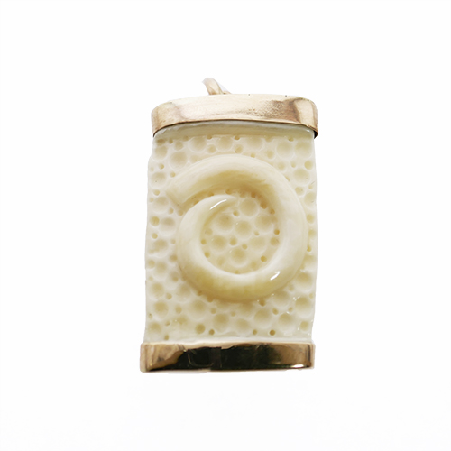 Tusk Engraved/Sculpted Pendant 9K Gold (375)