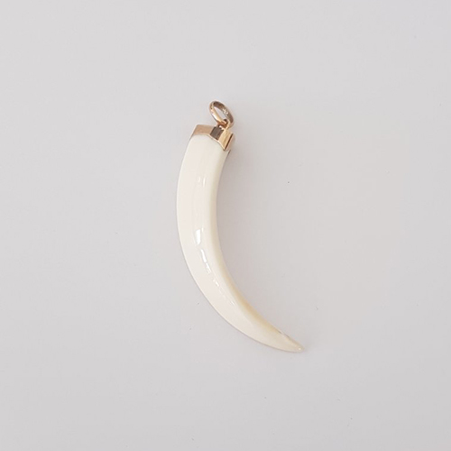Tusk Gold Pendant - 9KY (375)