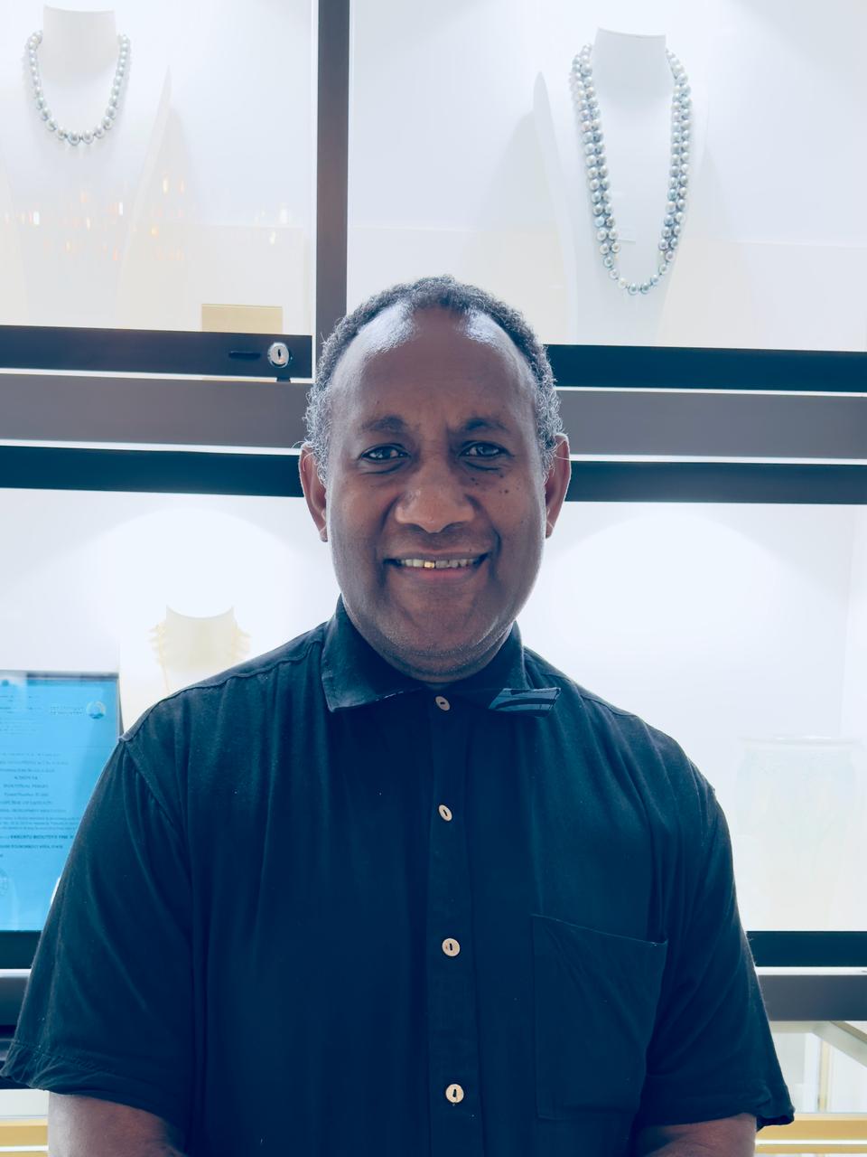 Ephraim 'Kada' Bangalulu, Master Jeweller