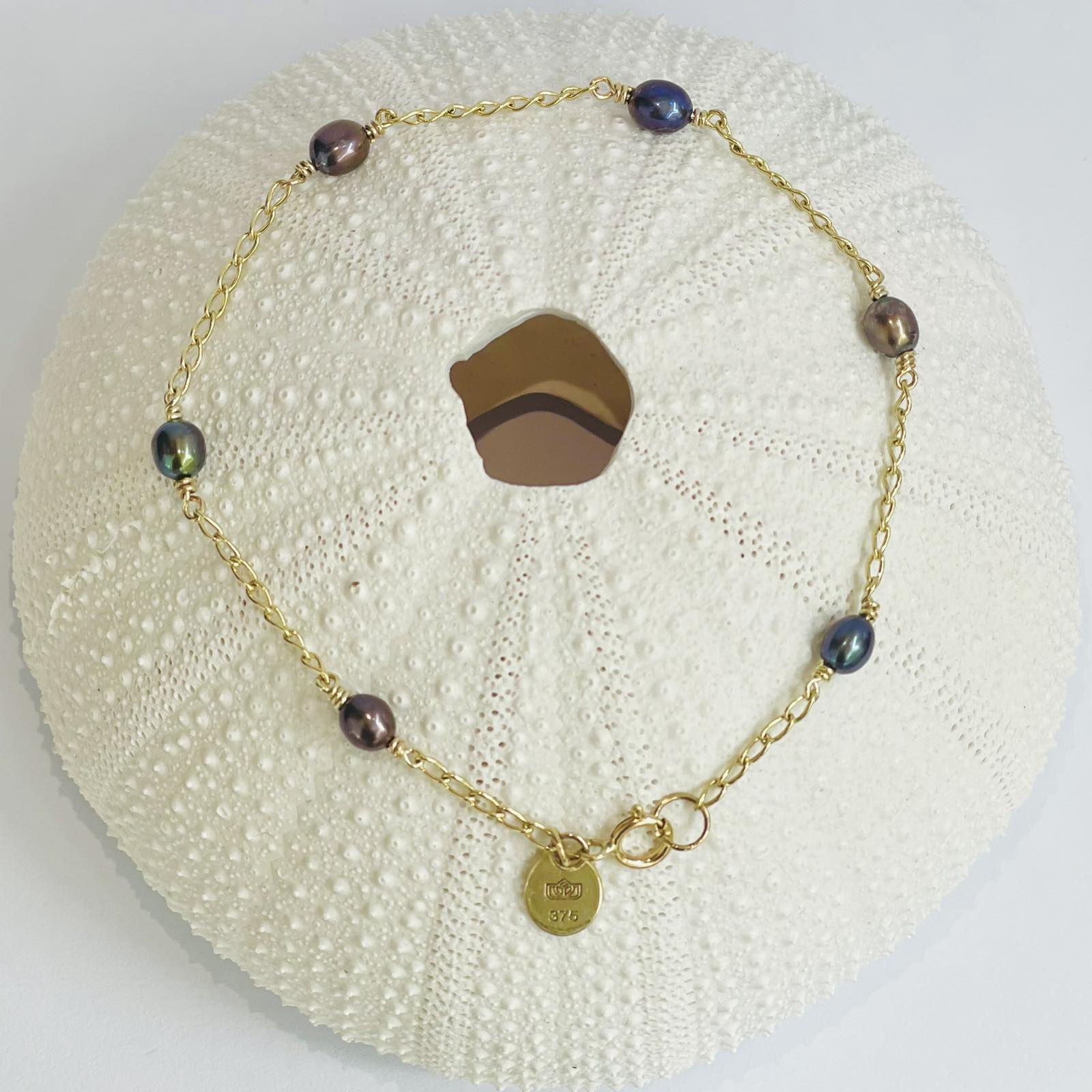 Freshwater Pearls Gold Bracelet - 9K (375) 18cm