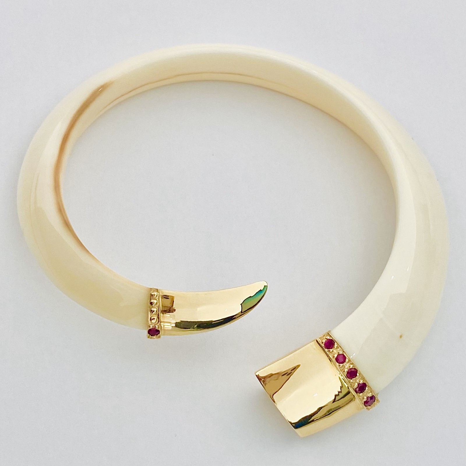 Tusk Bracelet With Rubies 14K Gold (585)