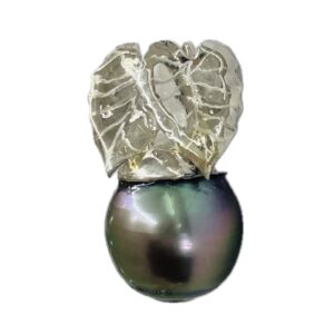 Tahitian Pearl with Leaf Taro Pendant in Sterling Silver (925)