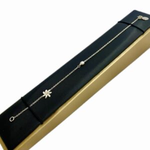 Bracelet with Tiare flower Charm and a Tahitian Keshi in Sterling Silver (925)