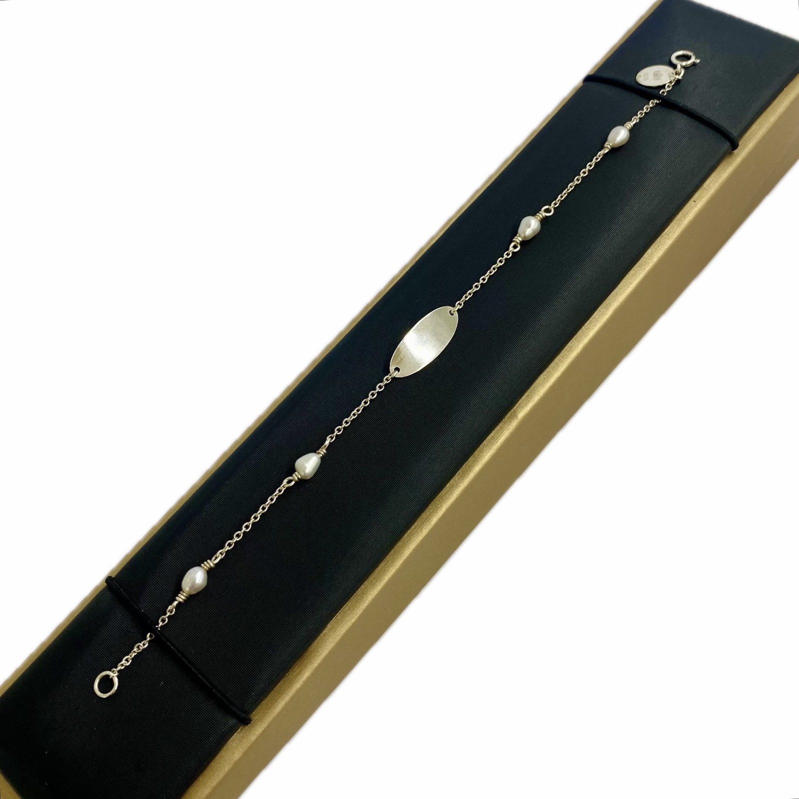 Bracelet with Plaque and Freshwater pearls in Sterling Silver (925)