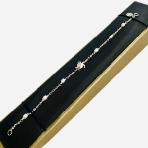 Bracelet with Freshwater Pearls and turtle charm in Sterling Silver (925)